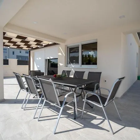 בית נופש Ferienhaus In Privlaka Mit Privatem Pool - B60215 *